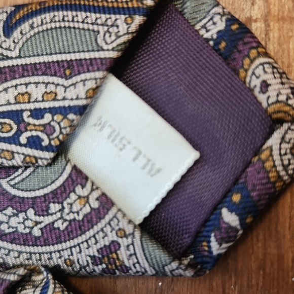 Vintage J.G. Necktie - Picture 4 of 4